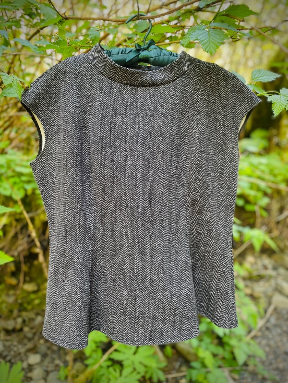 WORTHINGTON | XL Petite | Peplum Bodice Flare High Neck Sleveless Tank Blouse